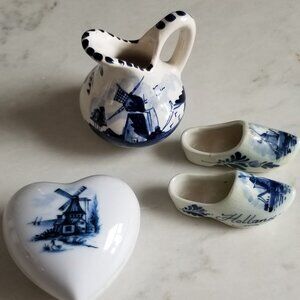 $5/$25 Miniature Delft pieces